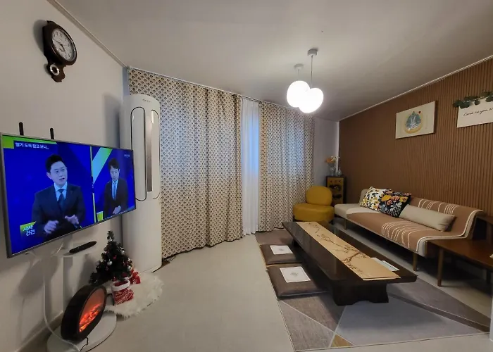 Soo Stay-4bed&double Room, Hongdae, Sinchon 10min Apartment *