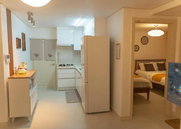 Apartment Soo Stay-4bed&double Room, Hongdae, Sinchon 10min Seoul