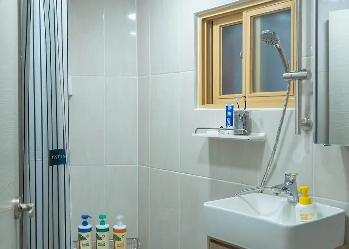 Soo Stay-4bed&double Room, Hongdae, Sinchon 10min * Seoul